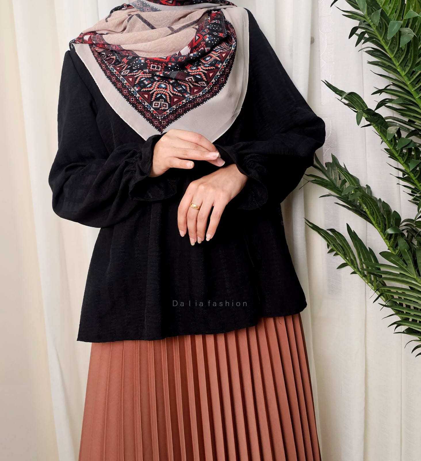 بلوزة كرانيش - Dalia Fashion