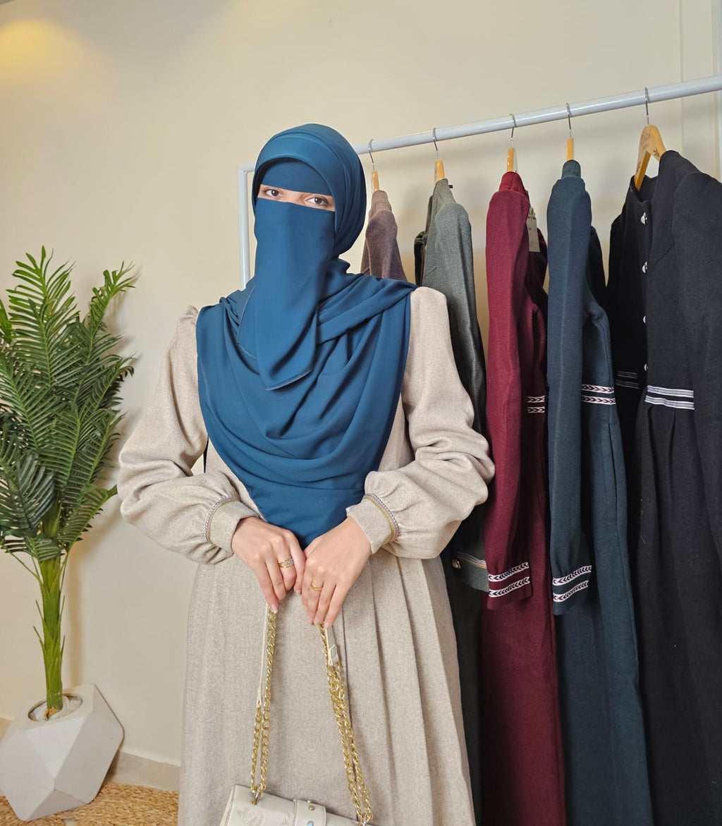 رداء القمر - Dalia Fashion